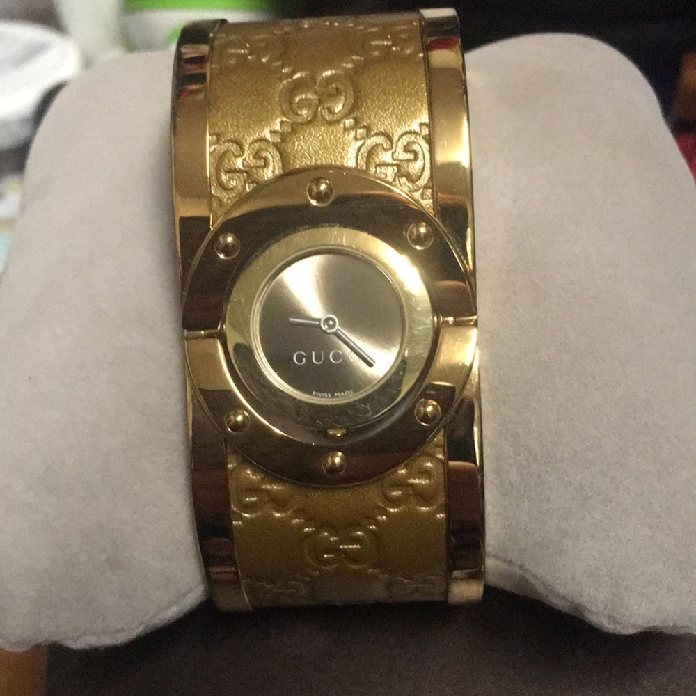 Gucci watch
